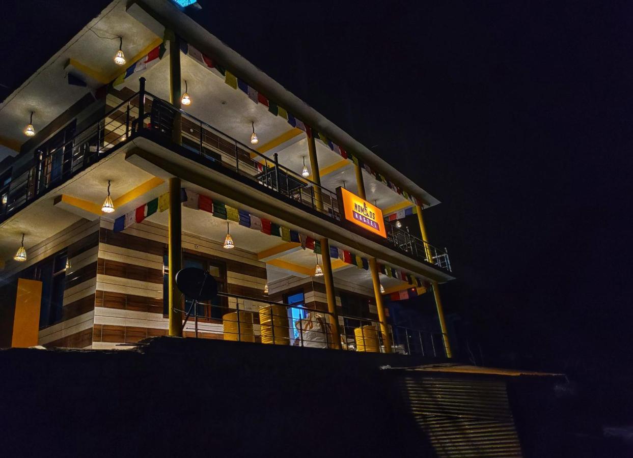 Nomads Hostel Tosh Esterno foto