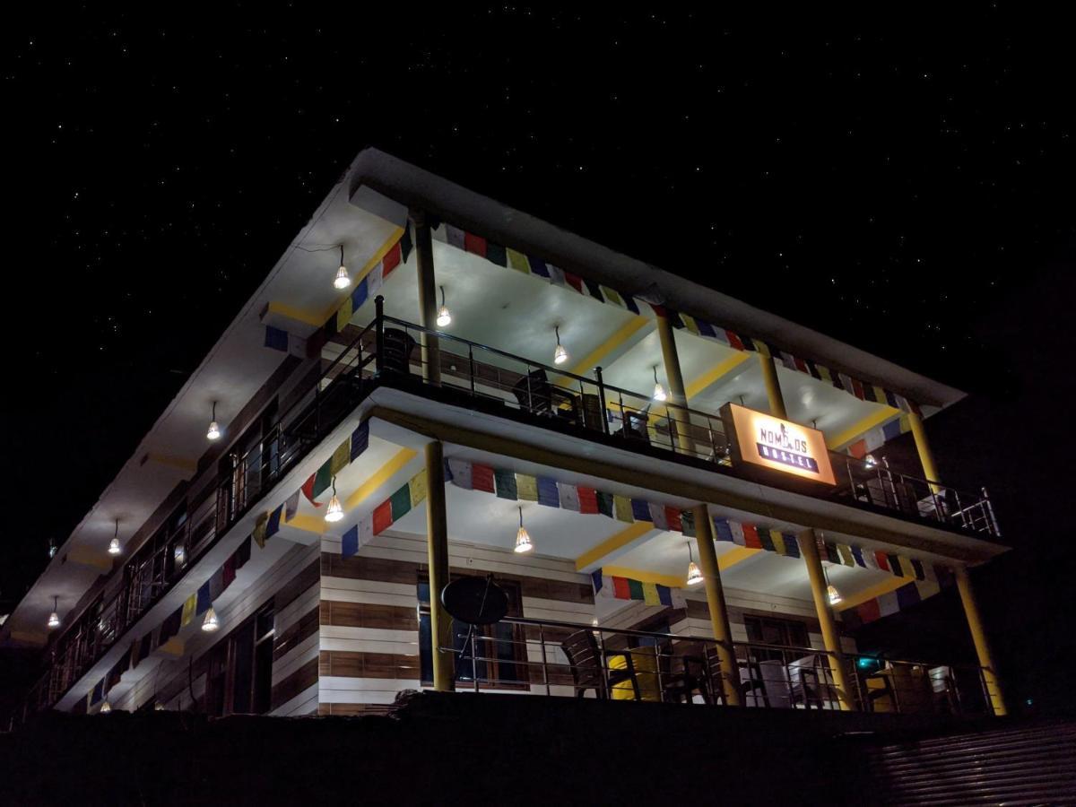 Nomads Hostel Tosh Esterno foto