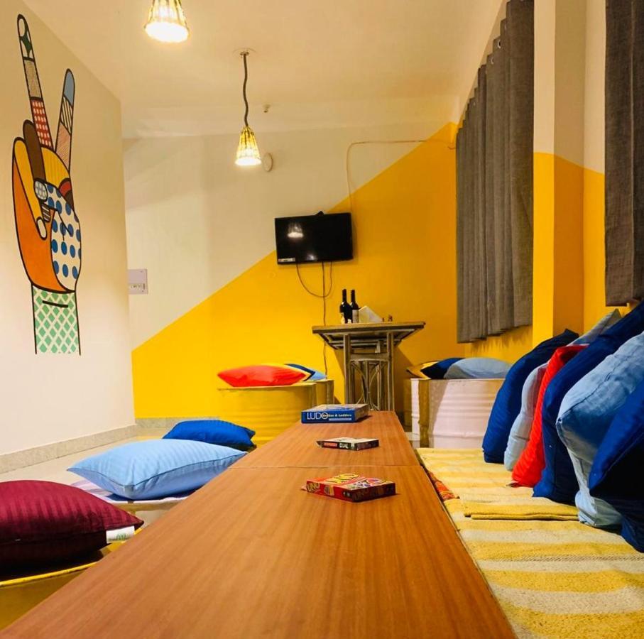 Nomads Hostel Tosh Esterno foto