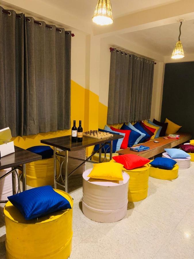 Nomads Hostel Tosh Esterno foto