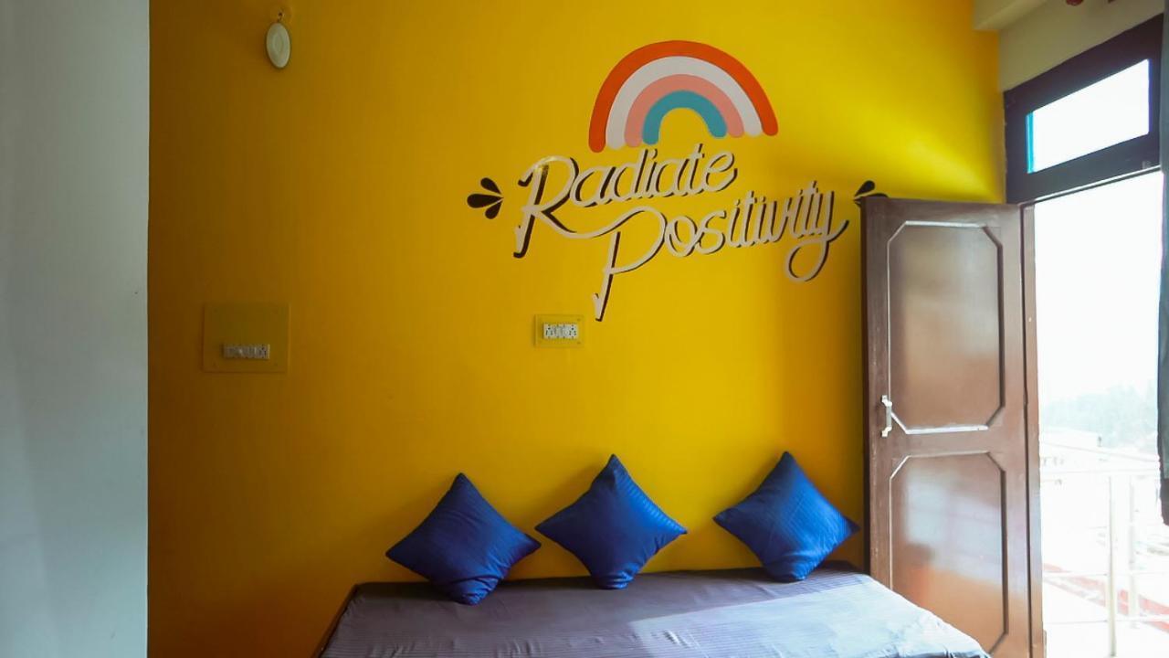 Nomads Hostel Tosh Esterno foto